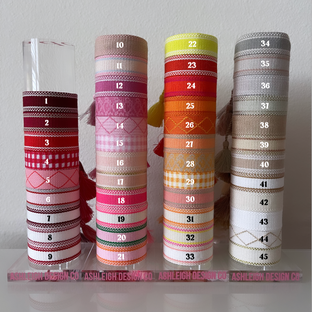 AshleighDesignCo – wholesale Vävt/flätat armband – *Barn* anpassat broderat armband3