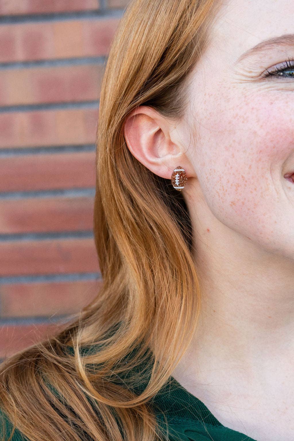 Spiffy & Splendid - Vendita all'ingrosso Orecchini a bottone - Orecchini a Perno con Glitter a Forma di Pallone da Calcio // Giorno della Partita, Gioielli, Orecchini11