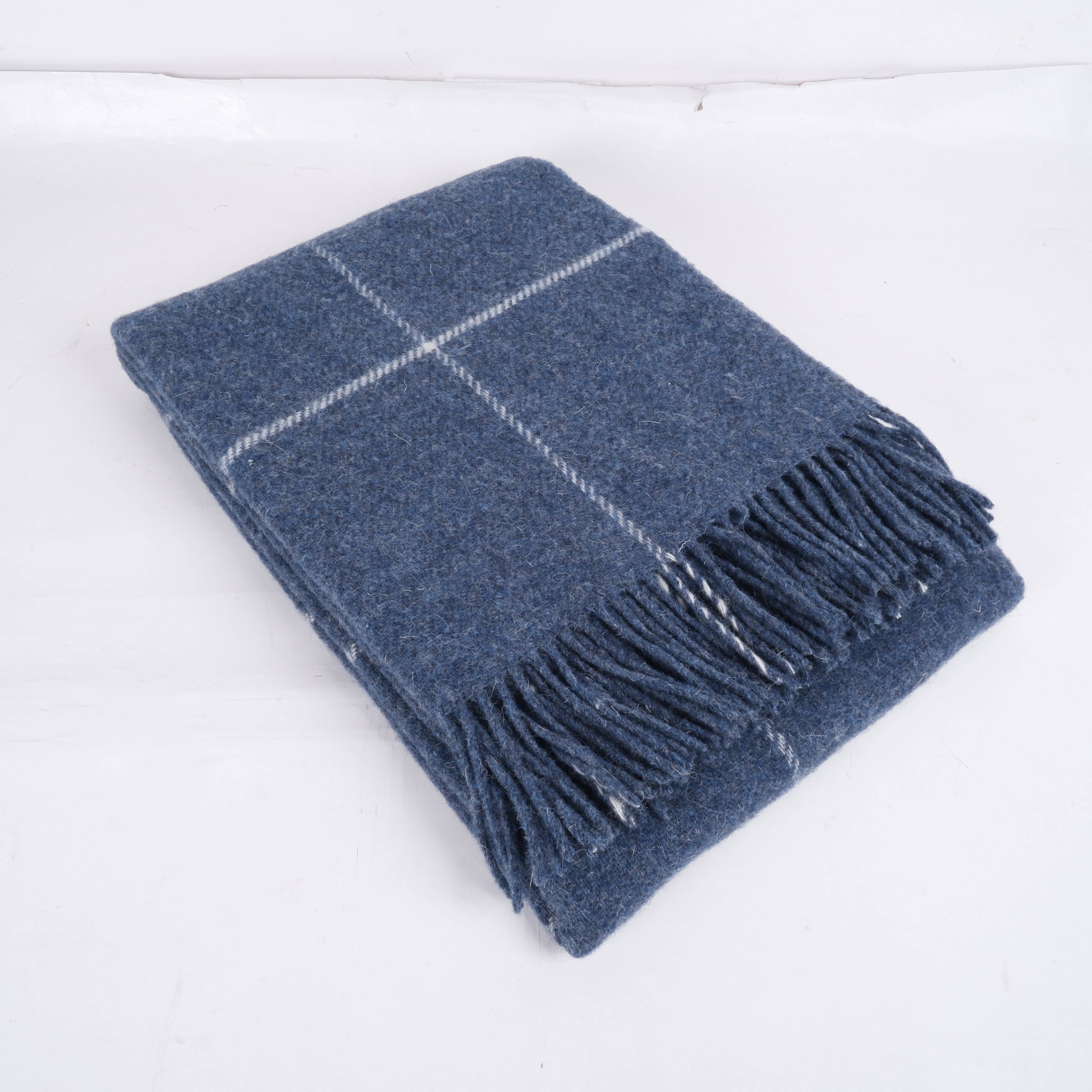 NorraVilla - Vente Plaids - Couverture en laine à carreaux bleus avec franges7