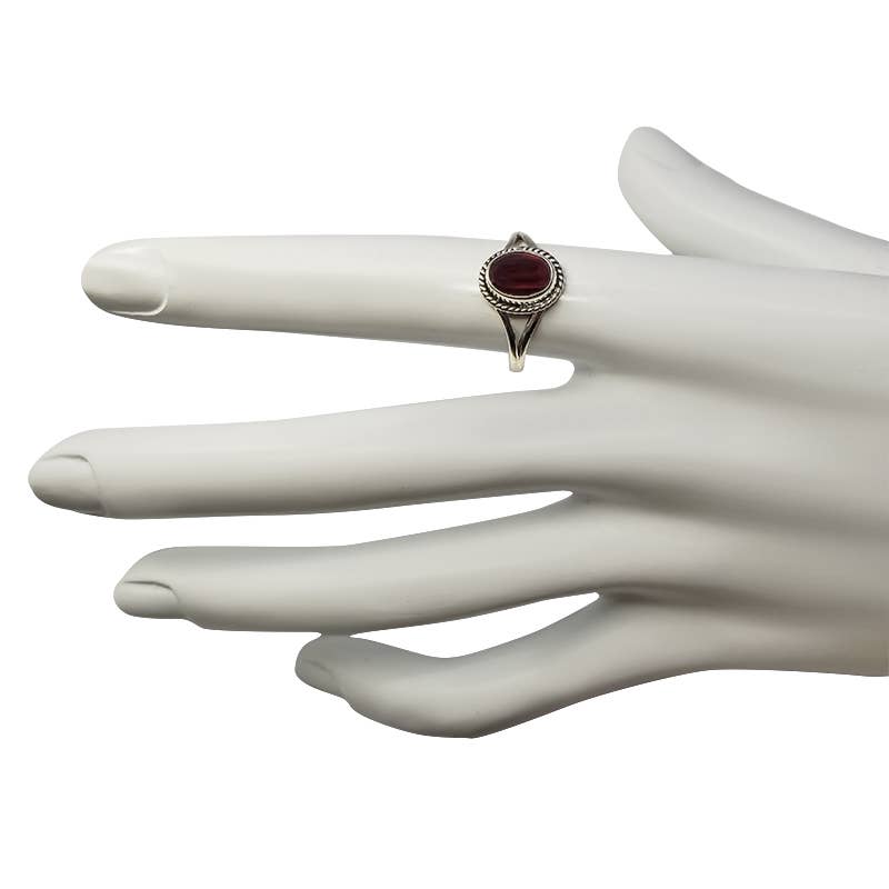 Amberman - Wholesale Single Stone/Solitaire Ring - Garnet Stone Sterling Silver Ring1