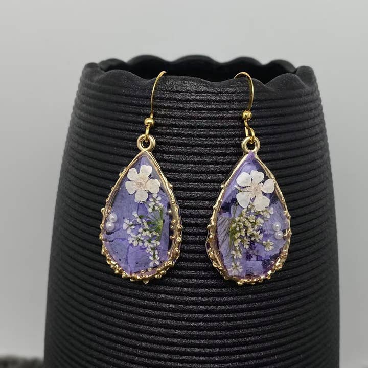 Pressed Dried Flowers Floral Drop Dangle Earrings - PDF for wholesale by Mio Queena