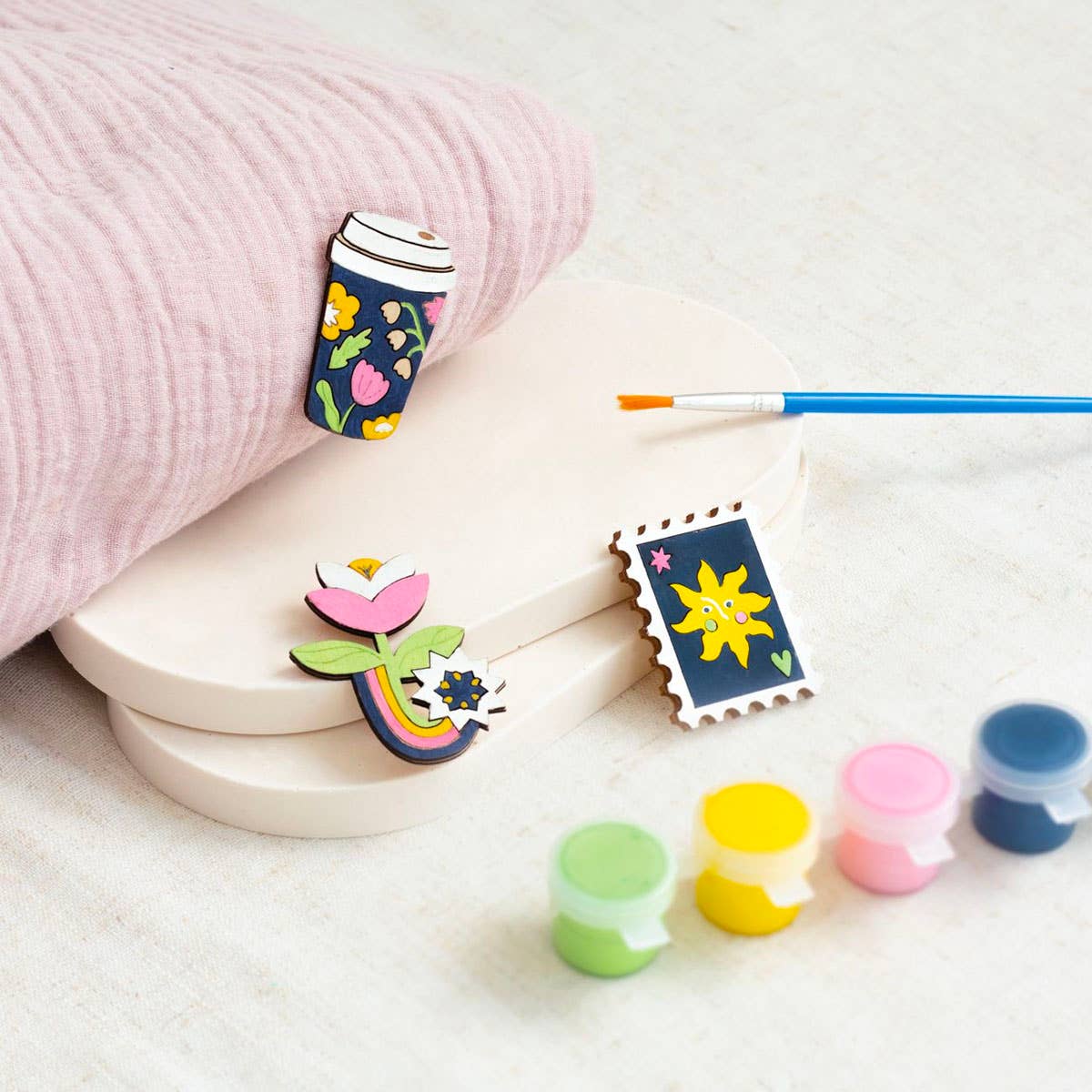 La Petite Épicerie - Venta al por mayor Kit de manualidades - Kit de joyería DIY - Mis broches de madera para pintar7