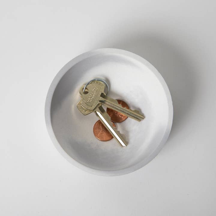 pretti.cool - Wholesale Desk Organizer - 4" Catch-All | Grey & White1