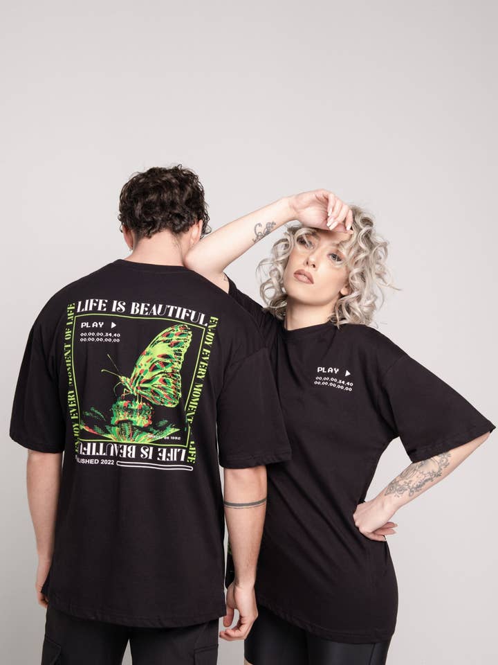 Loose Fit T-shirt with “Life” Prints Black for wholesale by AARHON