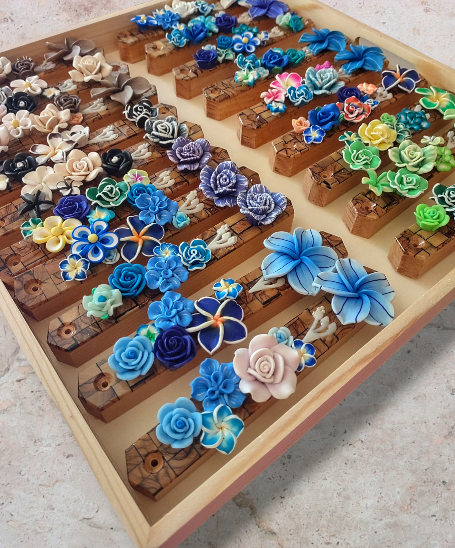 Eclectic Judaica - Wholesale Decorative Tabletop Object - Olive Wood Mezuzah with Flowers10