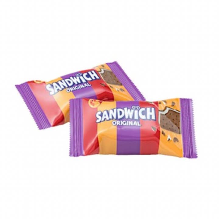 Sandwich 4.4lb (2kg) for wholesale by HELLO CANDY LLC