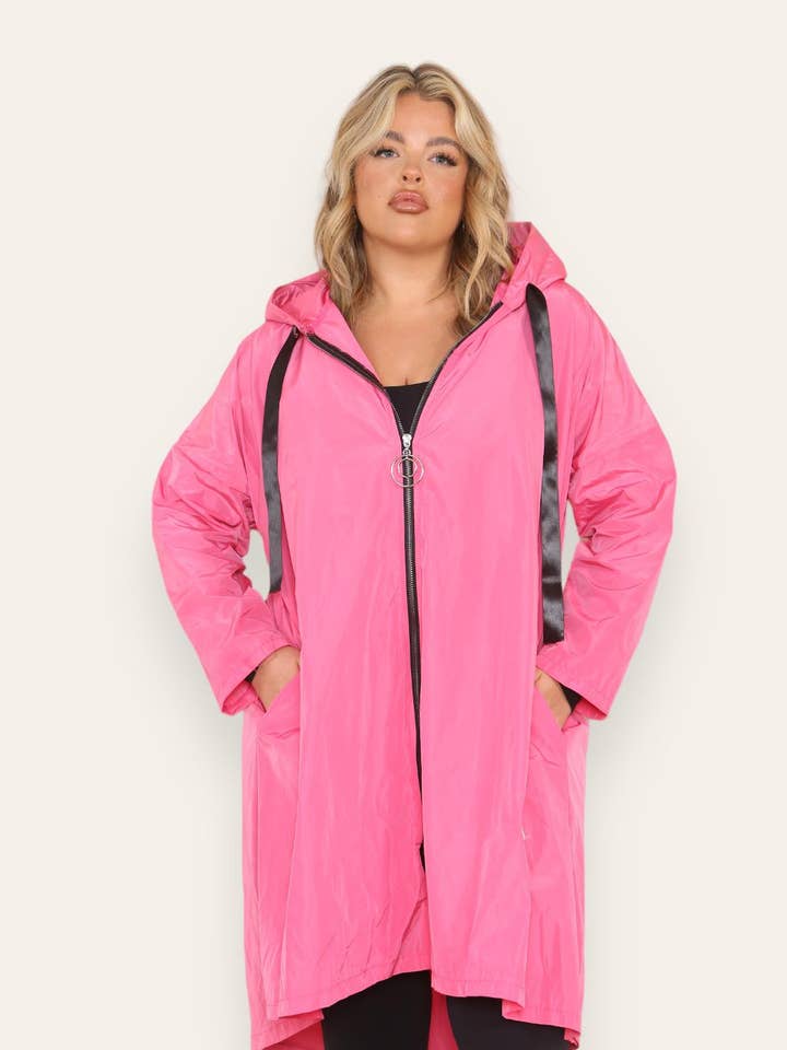 Miss Bold - Wholesale Raincoat - Women's - Oversized Hooded Rain Mac7