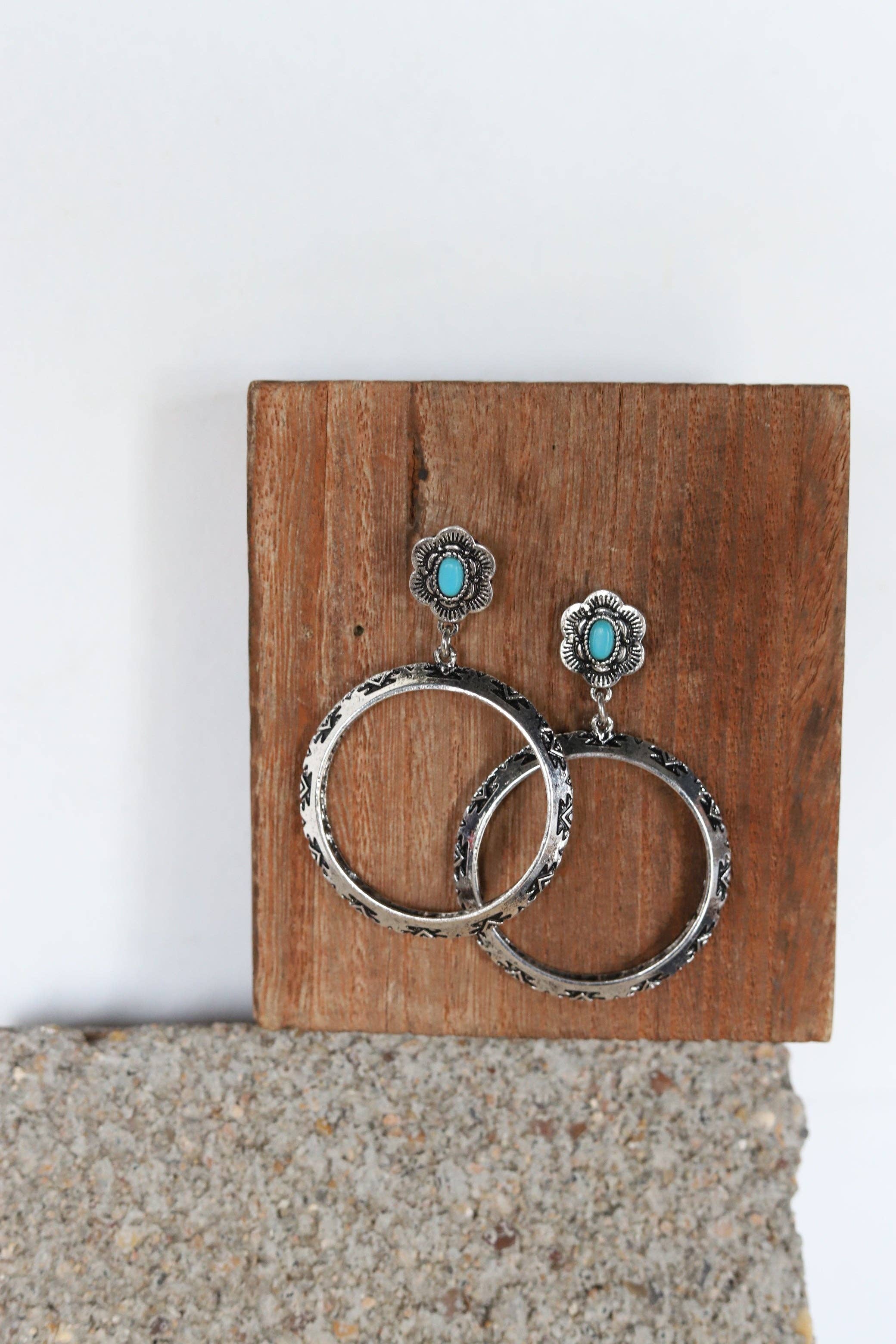 Turquoise Haven - Wholesale Dangle Earrings - 0666 H101 TURQUOISE WESTERN TEXTURE POST EARRING