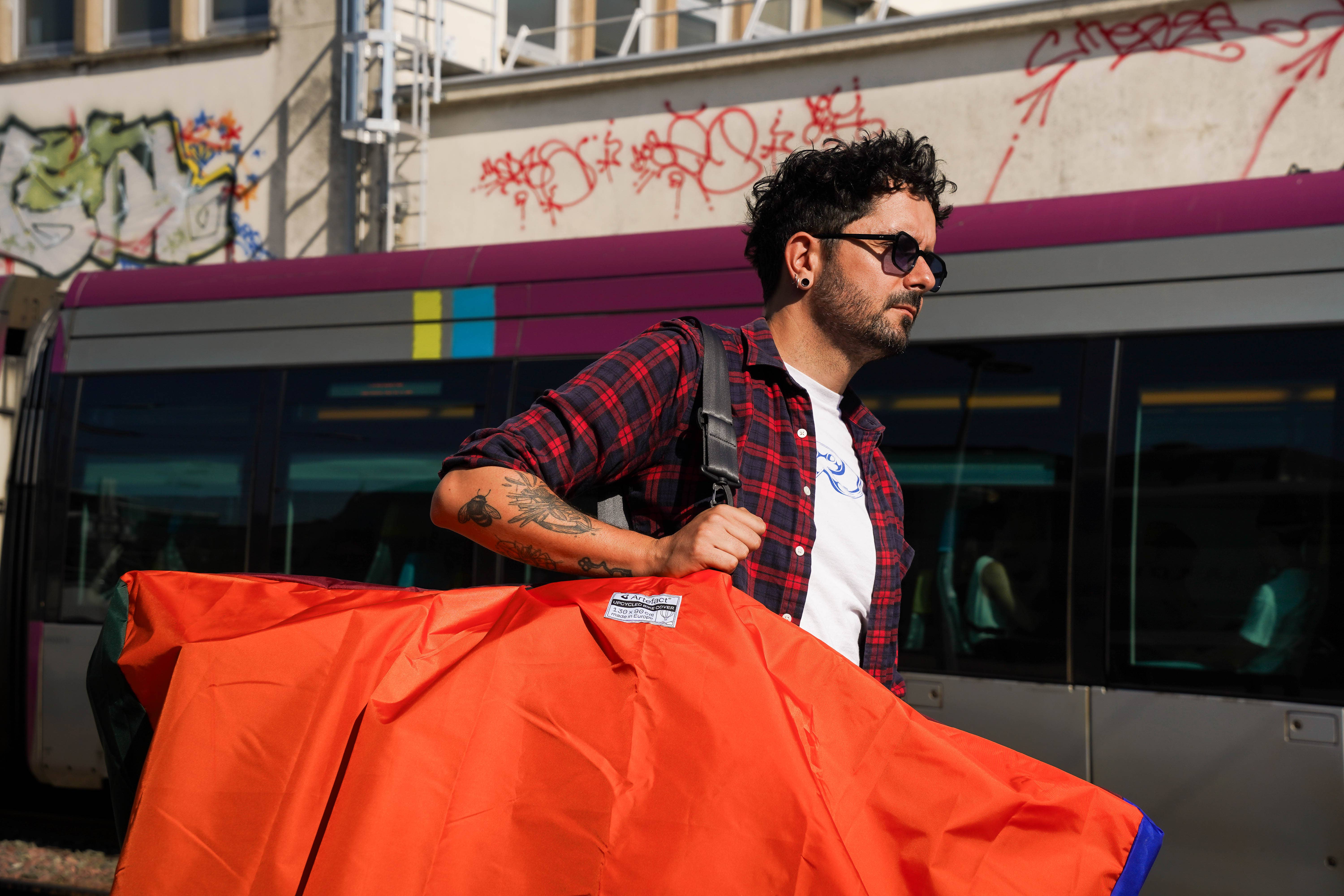 Artefact - Wholesale Biking Accessories - Ultra-light bike transport case