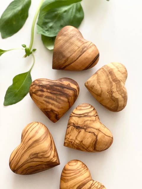 Natural OliveWood - Wholesale Decorative Figurine - Olive Wood Mini Hearts2