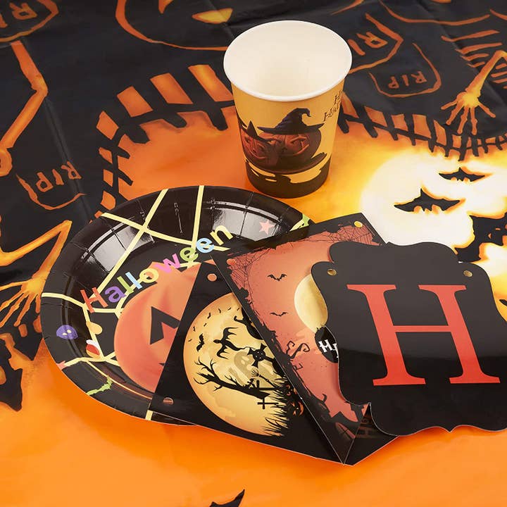 The Twiddlers – wholesale Decal – Party decorations – 80 Piece Halloween Tableware & Decorations Set6