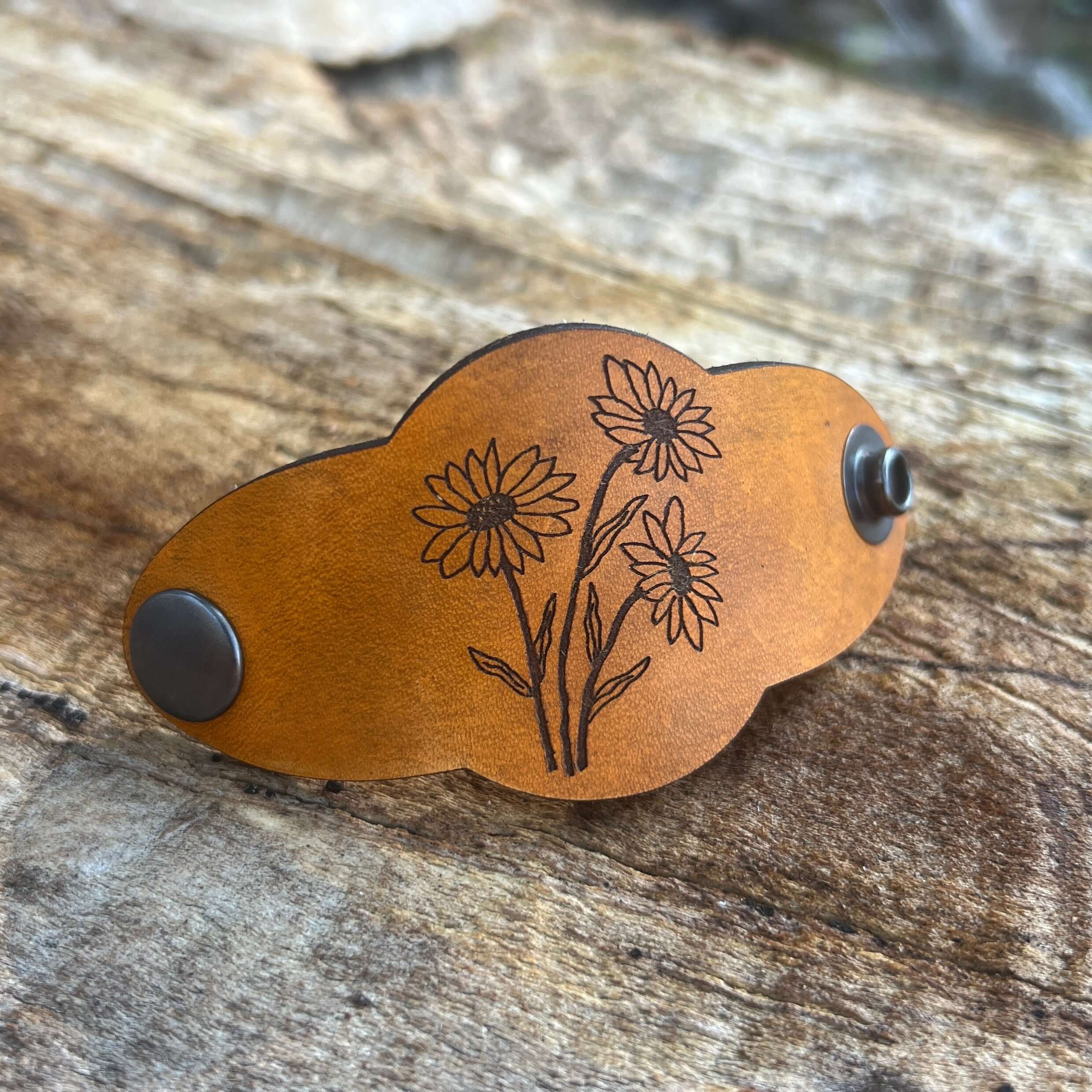 Lindsay Streem Designs - Wholesale Scarf Clip - Women's - Bandana Slide - Vintage Tan Leather - Flower