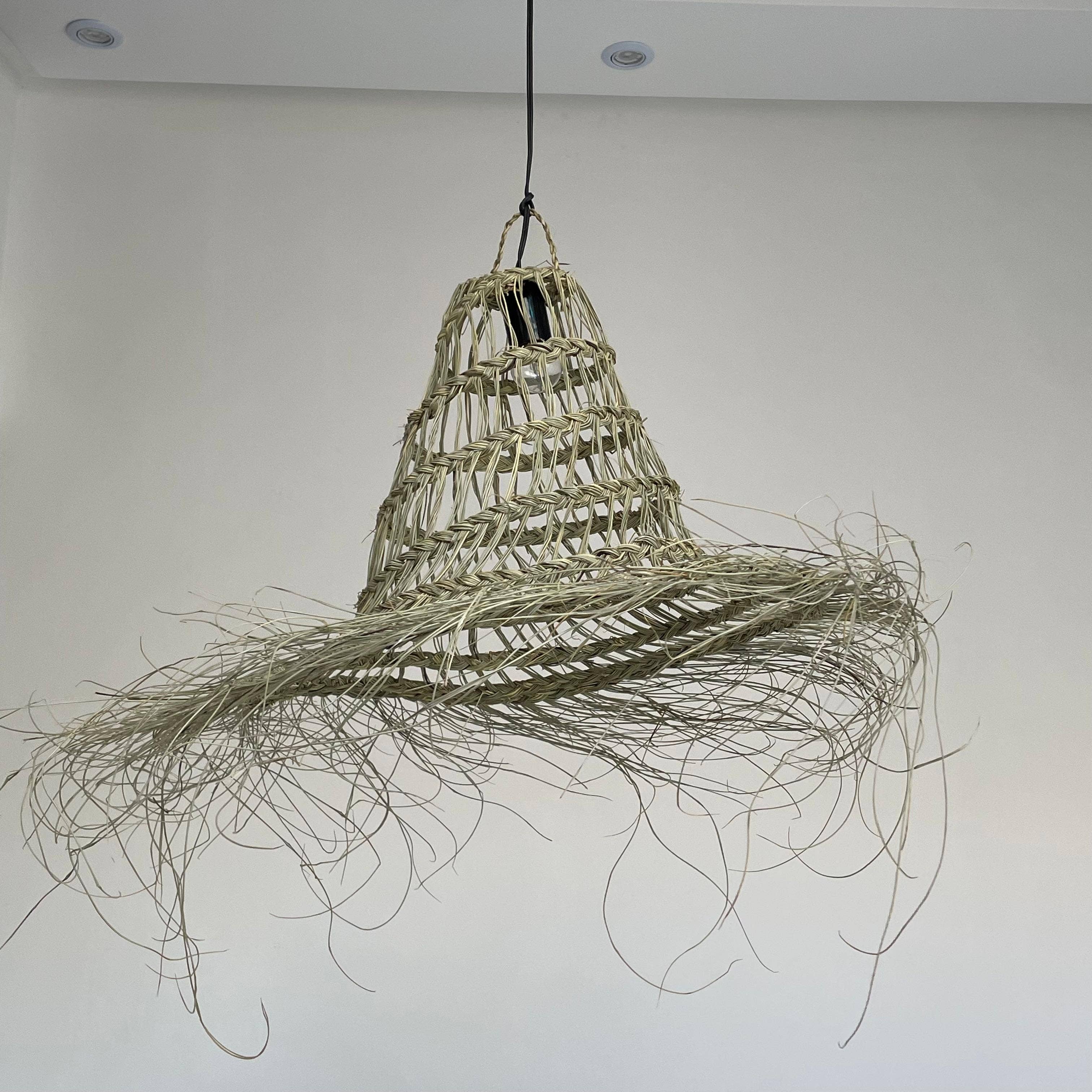 LeBazare - Vendita all'ingrosso Lampadario/lampada a sospensione - Pendente in Palma Selvaggia Intrecciata a Mano–Illuminazione Naturale di Design4