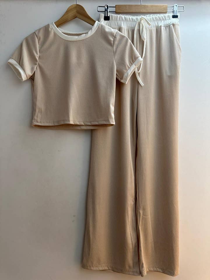 LORIANE - Wholesale Lounge Set - Women's - 9565 one size top + pants set