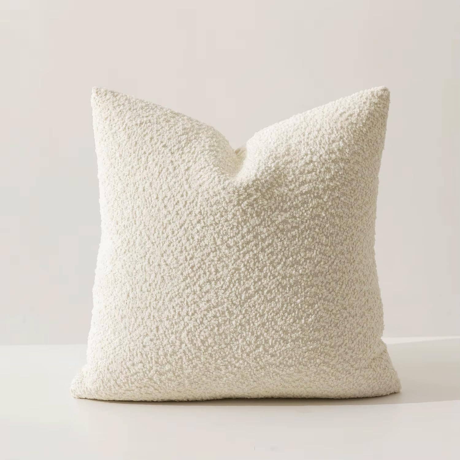 Fennco Styles – wholesale Throw/decorative pillow – Ivory Textured Bouclé-Style 18" Throw Pillow