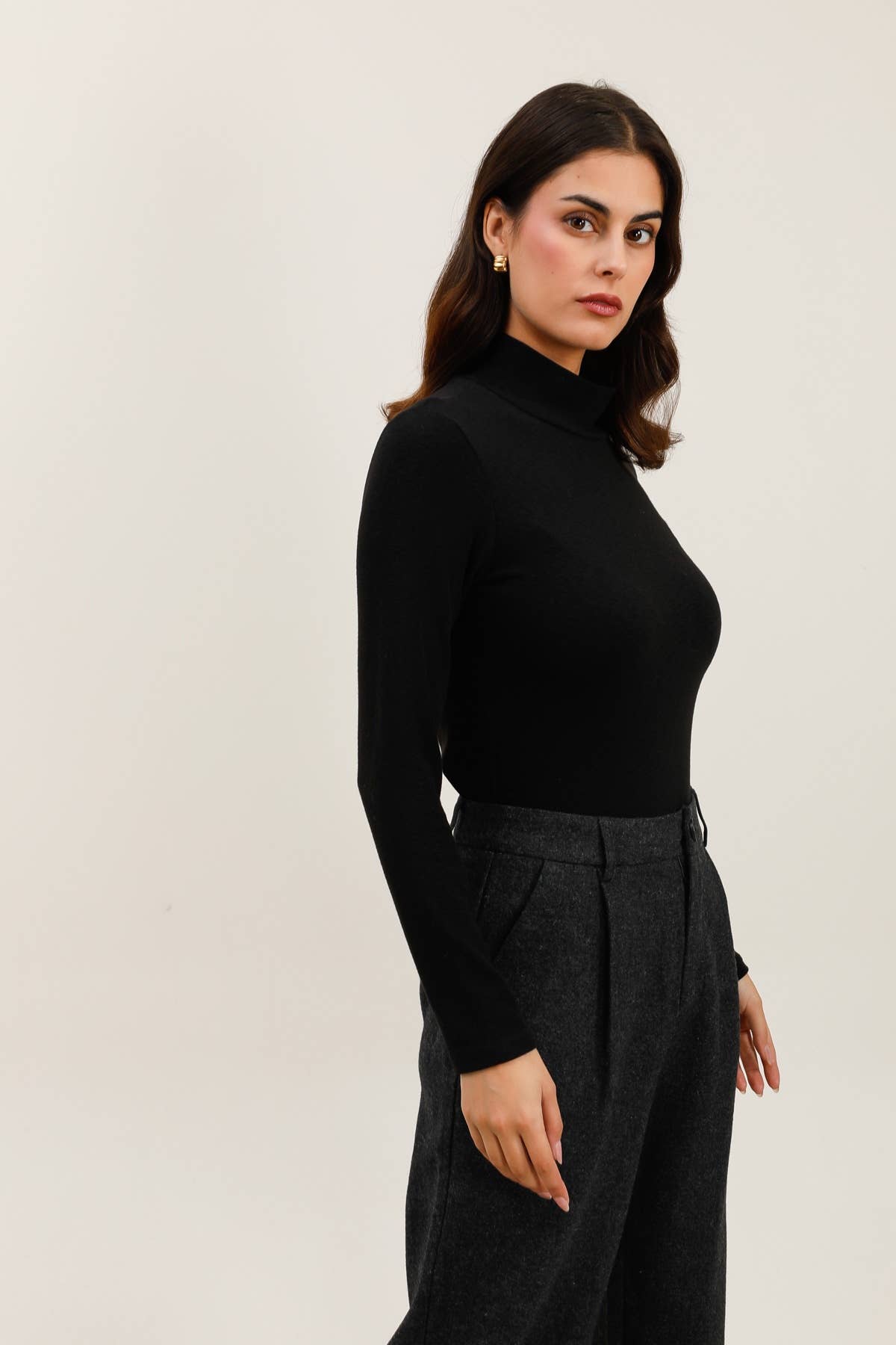 Daphnea - Wholesale Knit Top - Women's - 32100 TURTLENECK T-SHIRT6