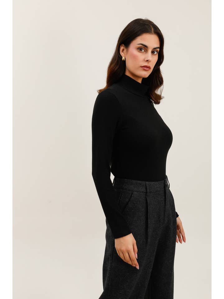 Daphnea - Wholesale Knit Top - Women's - 32100 TURTLENECK T-SHIRT6