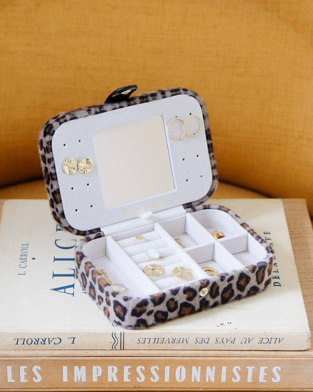 Brigitte leopard travel jewelry box for wholesale on Faire0