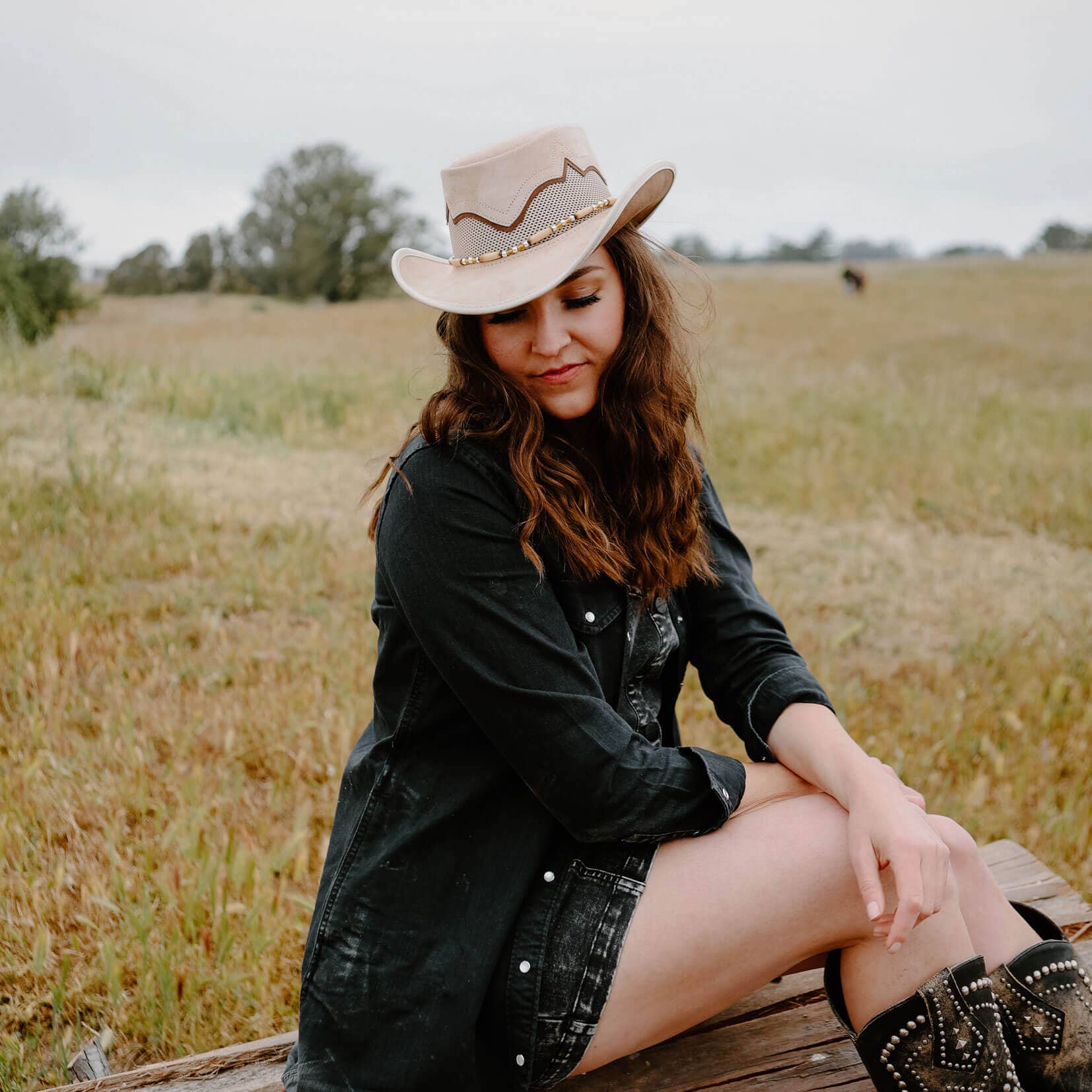 American Hat Makers - Wholesale Cowboy Hat - Unisex - Outback Genuine Leather Mesh Hat - Style Sierra5