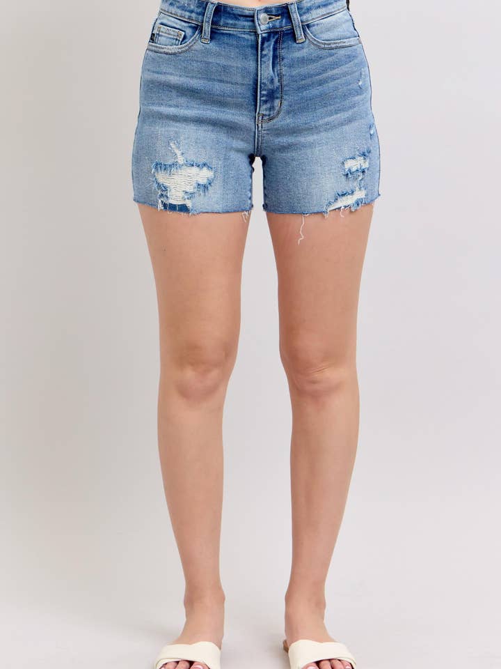 Judy Blue Högmidjade Shorts med Stygn över Förstörda Shorts för wholesale av Watermelon Apparel