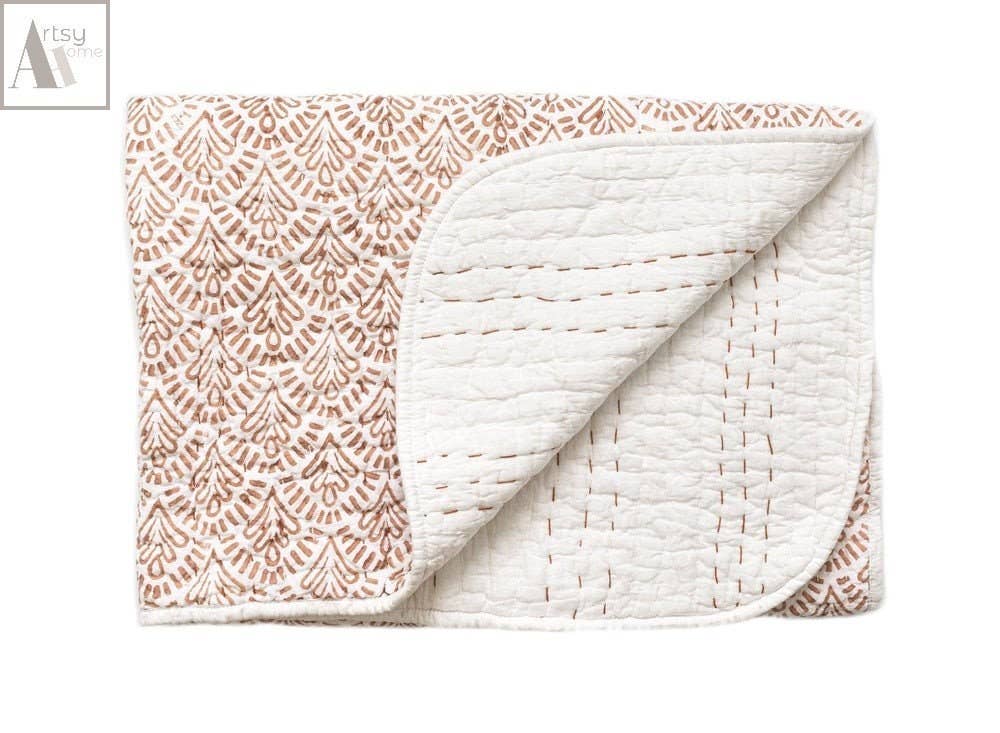 Artsy Home – wholesale Quilt – Kids & Baby – Indian Kantha Baby Quilt - Hand Block Printed Cotton Blanket2