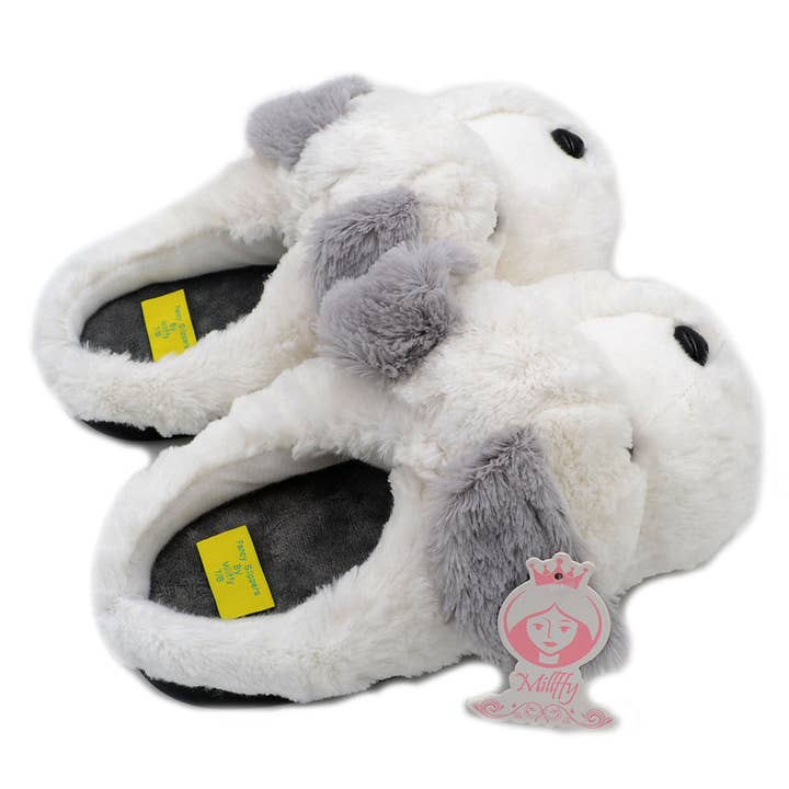 Blanc Pantoufles en peluche chien mignon Millffy, chaussons en peluche douce, chaussons chauds pour la maison. en vente sur Faire5