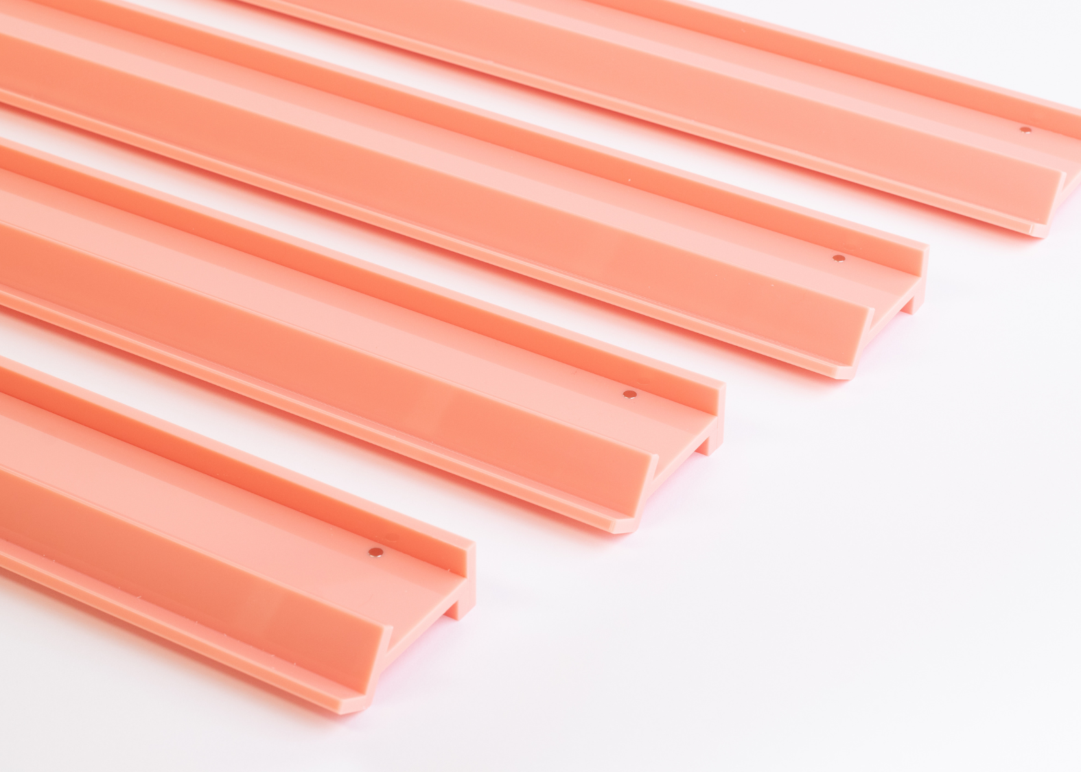 Miss Mahjong - Wholesale Board Game - Classic Acrylic Racks1