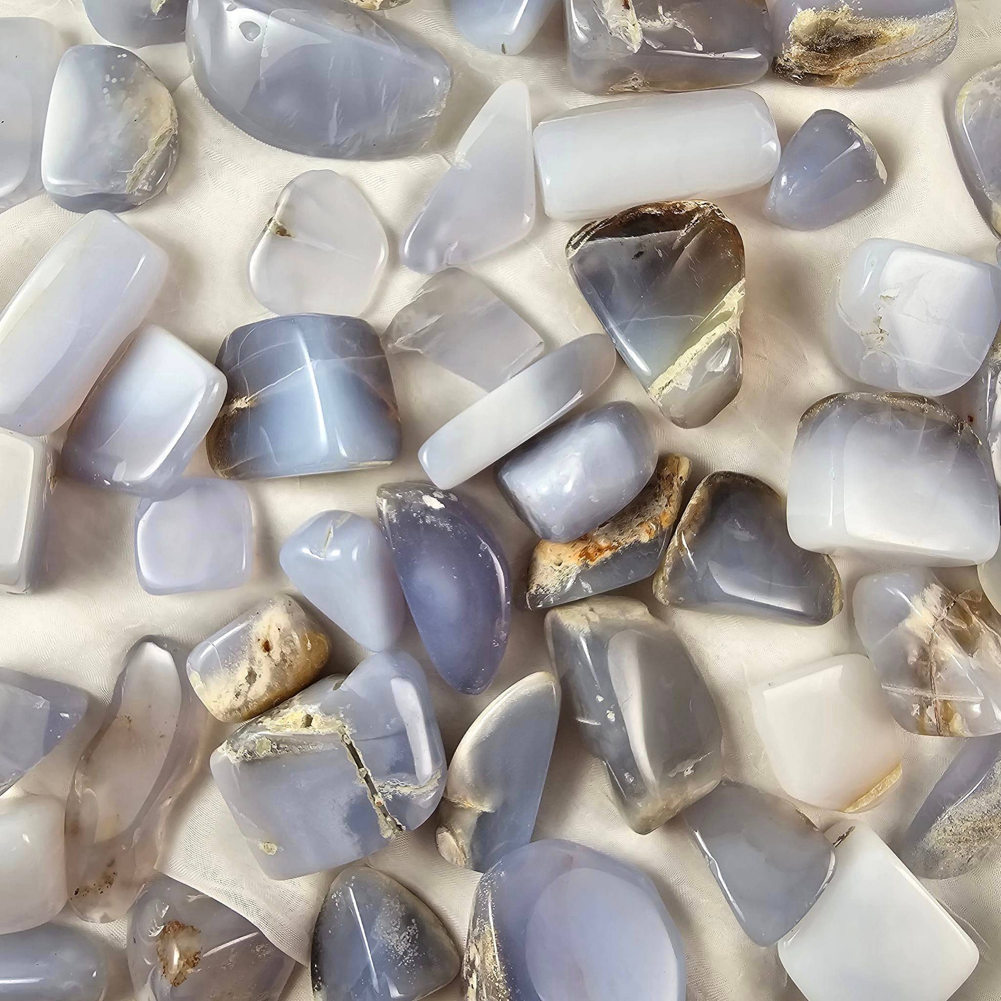 Aquamarine Daydream Wholesale - Vendita all'ingrosso Pietra/cristallo spirituale - Calcedonio blu a forma libera da 1 kg ~ Bulk Crystals1