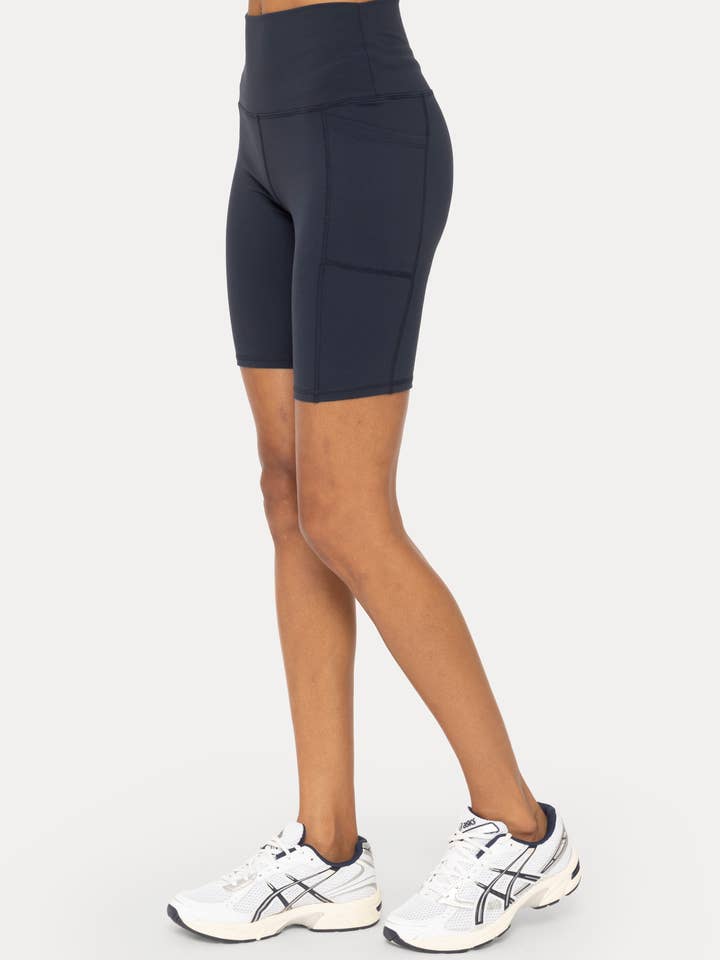Mono B – Großhandel Sport-Shorts – Damen – Konische Band Essential Bikershorts22