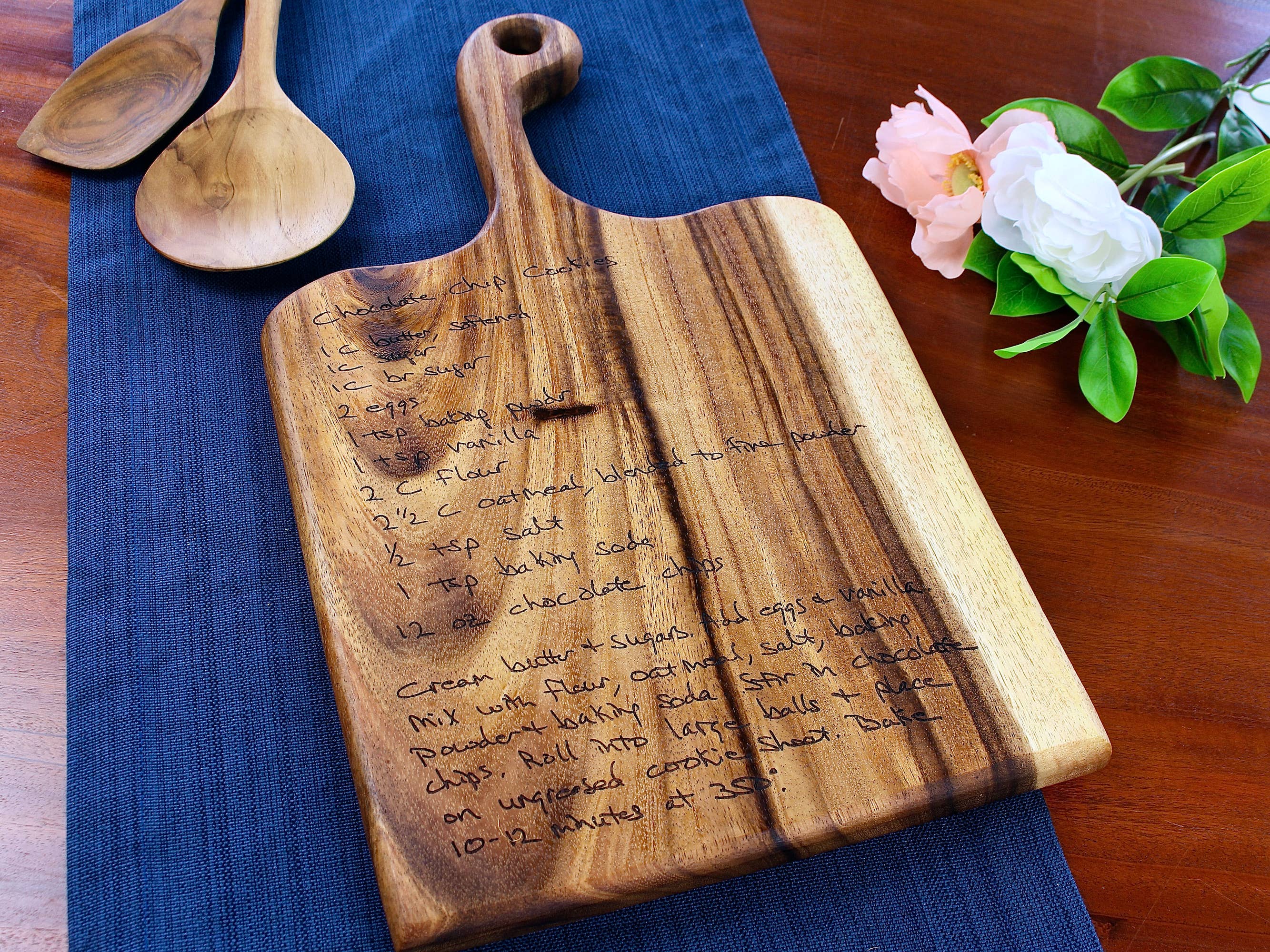 Tuckahoe Hardwoods – wholesale Cutting board – Large Live Edge Board with Handle3