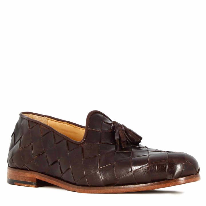 Heren loafers met kwastjes in donkerbruin gevlochten leer voor wholesale door The Royale Leather