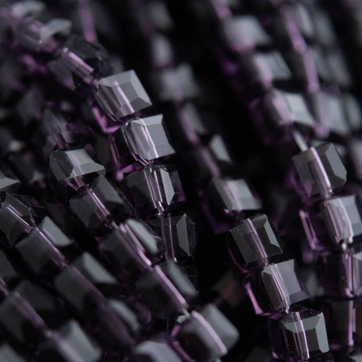 Cara & Co Silicone Craft Supply - Wholesale Beads - Faceted Cubes Glass Beads