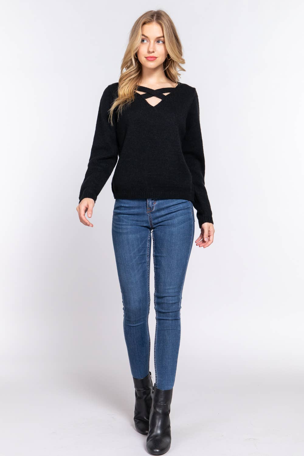 Active Basic | Active USA - Wholesale Knit Sweater - Women's - Long Sleeve V-neck With X Strap Sweater12