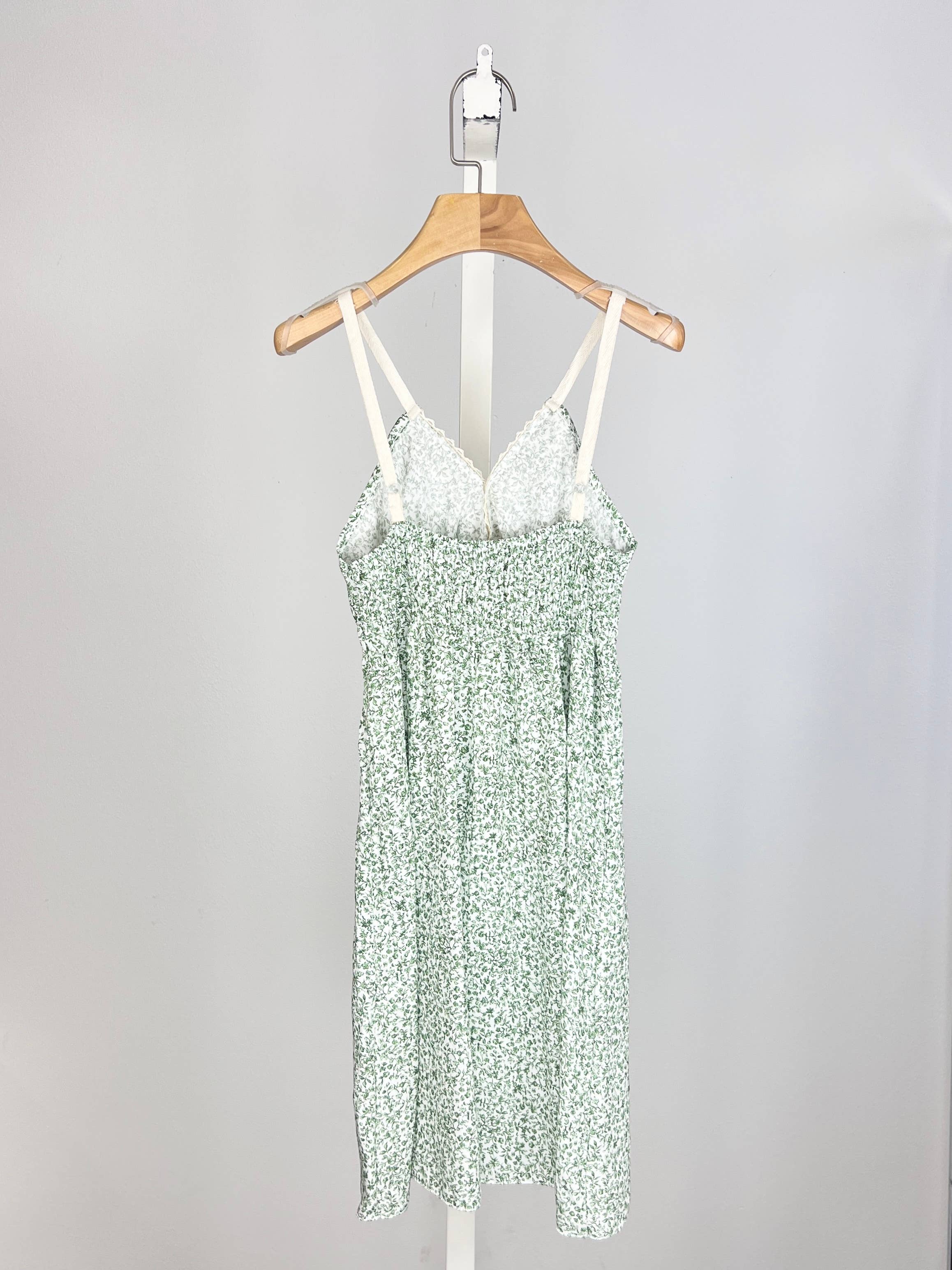 MINI MIGNON PARIS – wholesale Dress – Kids – Bohemian floral dress with lace and adjustable straps for girls3