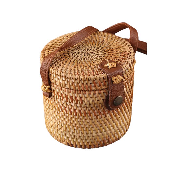 Cap Zone - Wholesale Crossbody Bag - Women's - Genuine Rattan Straw Basket Shell Crossbody Bag3
