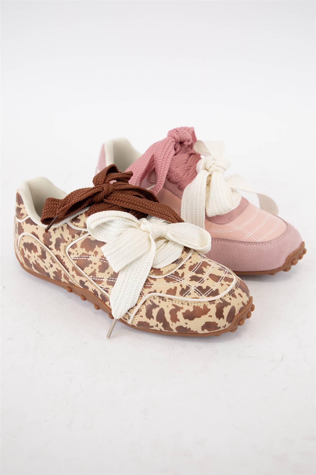 CCOCCI - Vendita all'ingrosso Sneakers di tendenza - Donna - SILHOUETTE SPORTIVA CLASSICA LACEY0