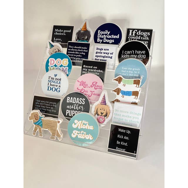 Sam & Nala | intentional style for pets & their people - Wholesale Retailerdisplay - Acryl stickerrek - 6 niveaus1
