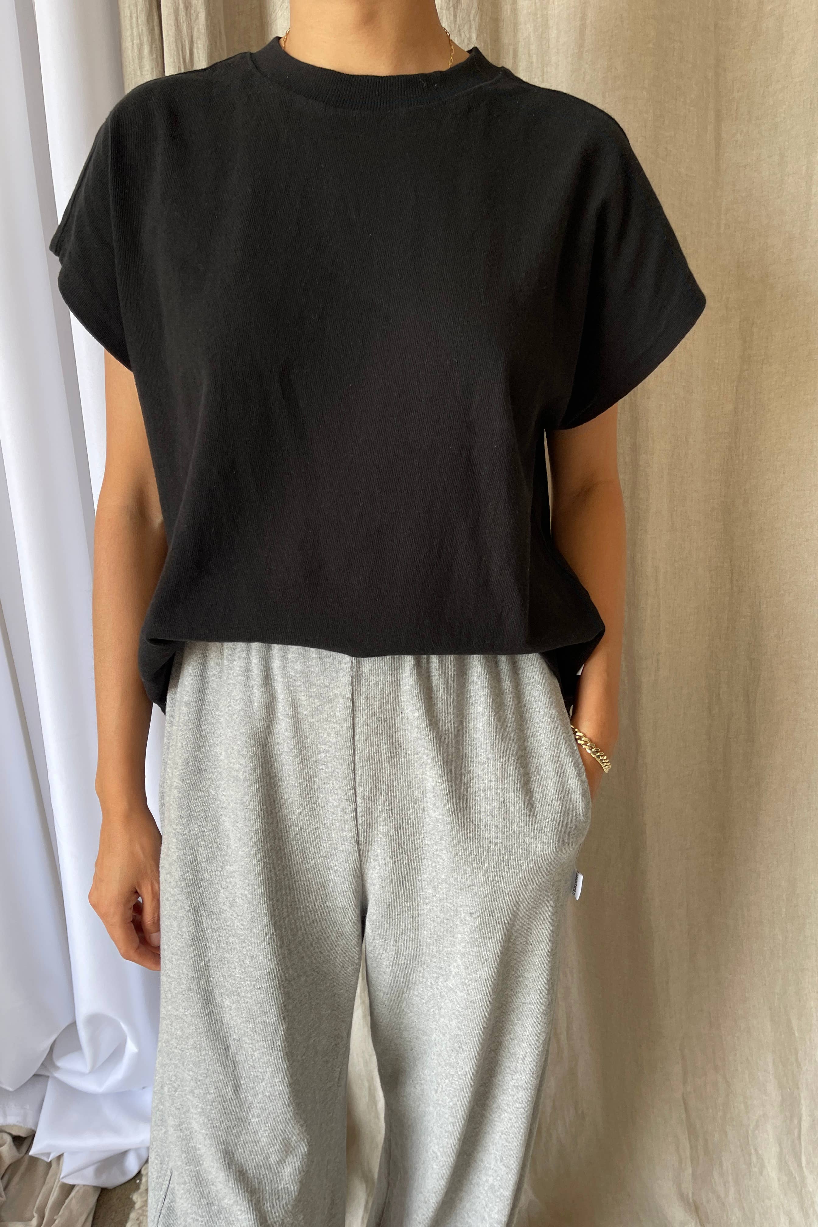 Le Bon Shoppe – Großhandel T-Shirt – Damen – Jeanne Shirt mit Dolman-Ärmeln (2XS-2ML)4