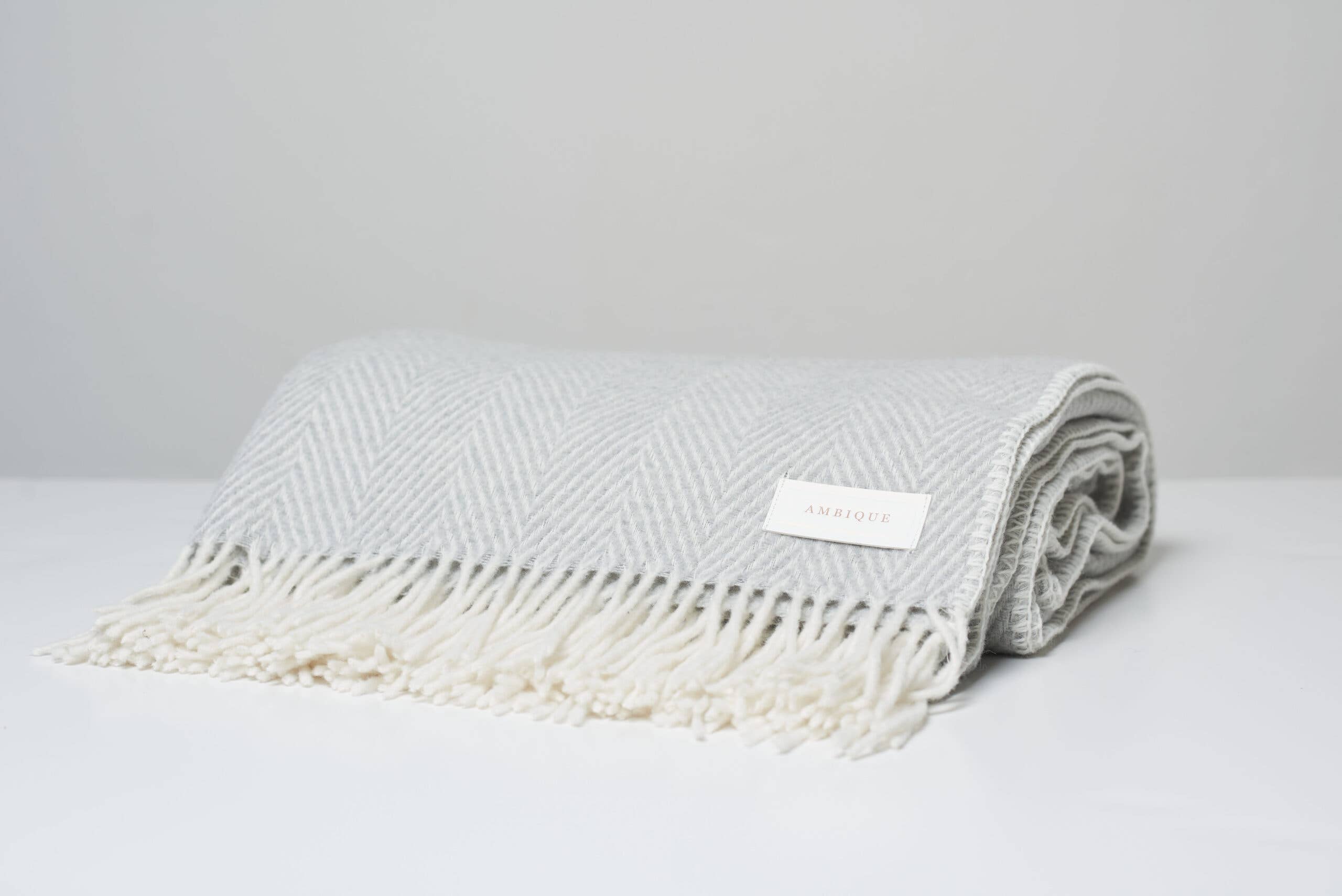 LA Pure BV - Wholesale Throw Blanket - Herringbone Blanket Lexington0