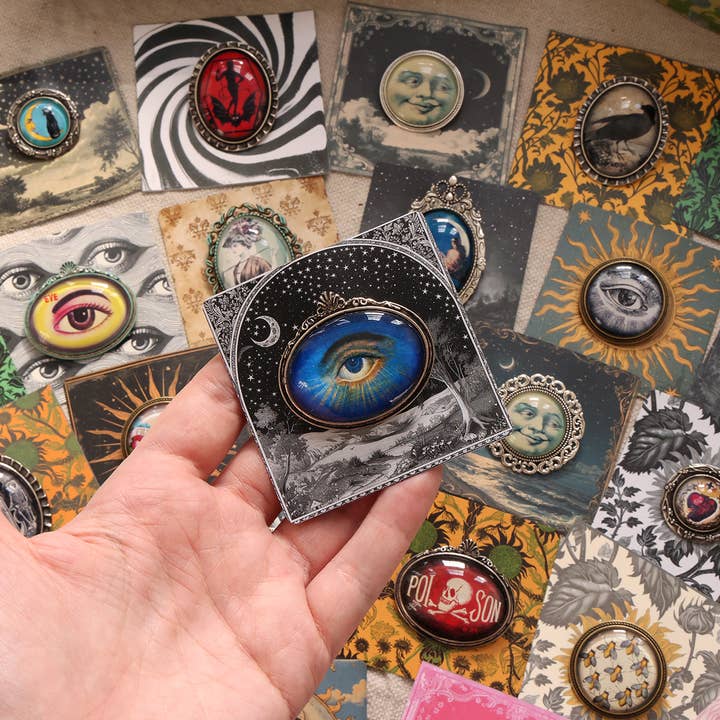 Asunder Bazaar - Wholesale Brooch - 20pc Handmade Eclectic Vintage Cameo Brooches on Cards2