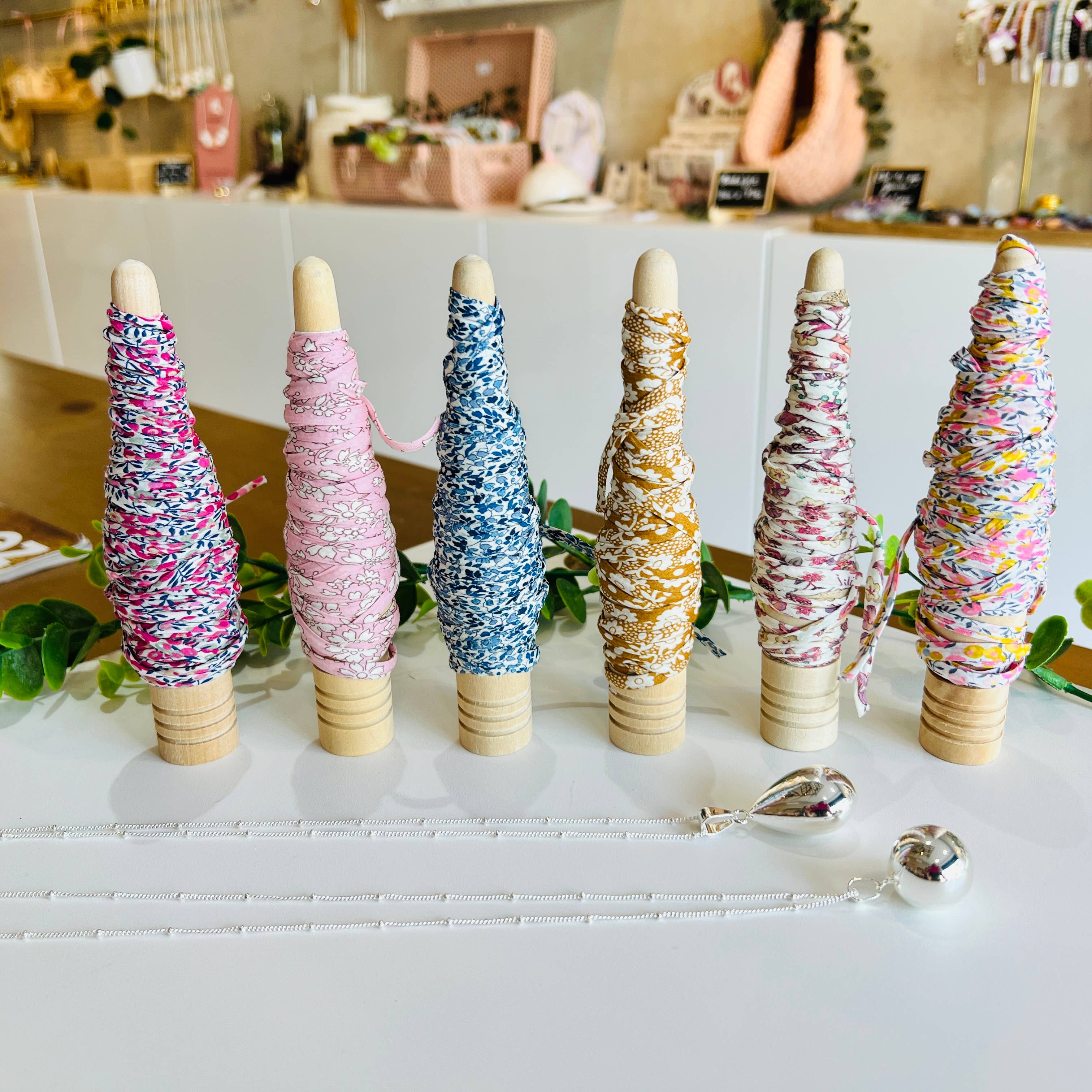 Baby Shell – Colar pingente/pendente por atacado – Bola da gravidez - folheada a prata com pérola de litoterapia4