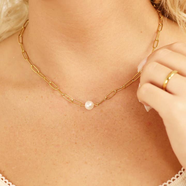 WJW - Wholesale Pendant/Charm Necklace - Stainless Steel / Gold Paperclip Necklace With Pearl