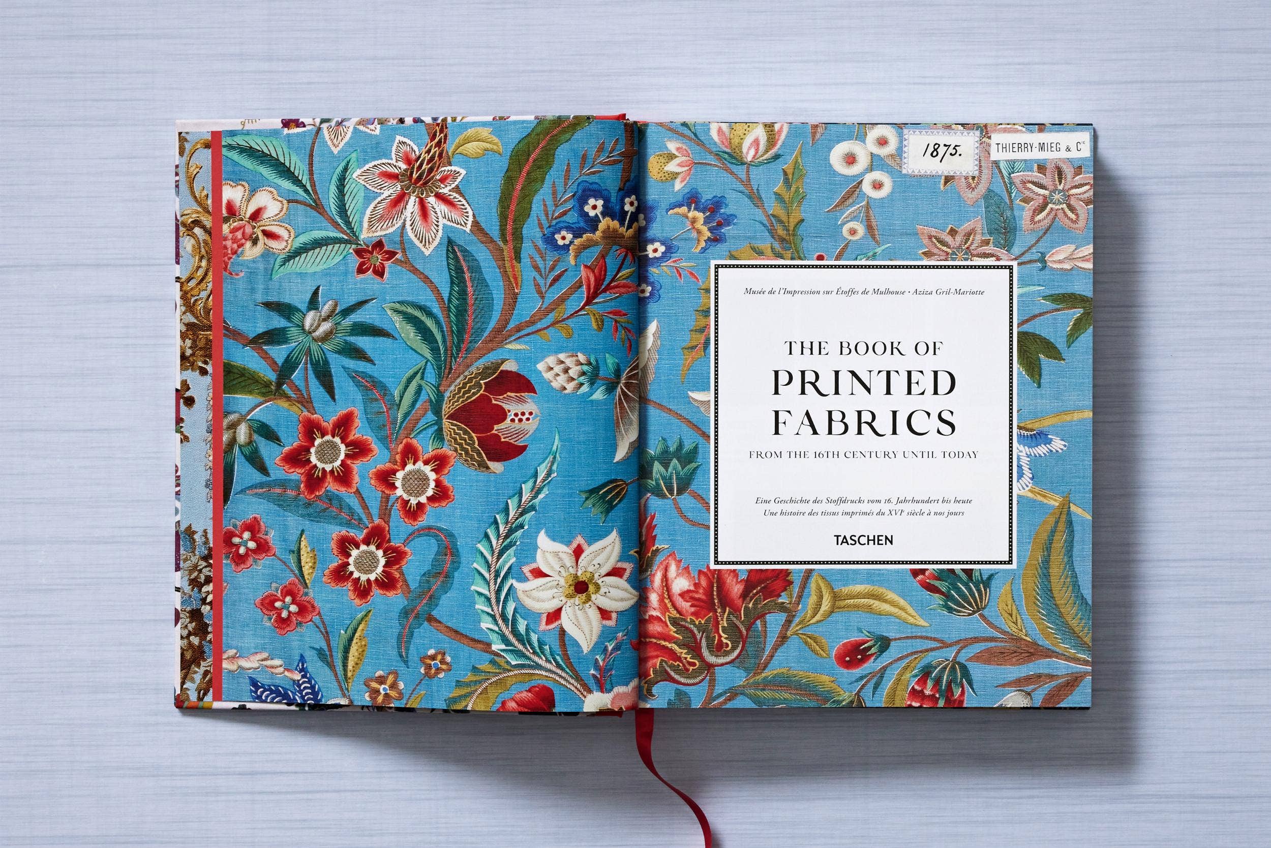 TASCHEN Europe - Wholesale Display Book - The Book of Printed Fabrics. From the 16th century until today (German, French, English)5