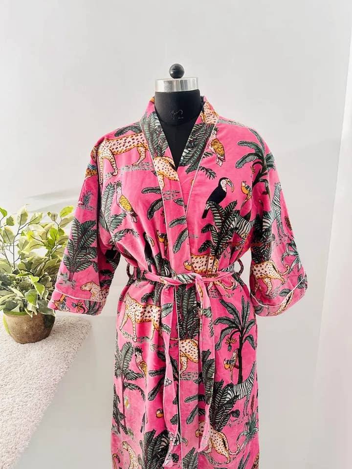 GYPSY STUDIO - Wholesale Robe - Women's - Jungle print pink color velvet robe| women wear kimono robe|4