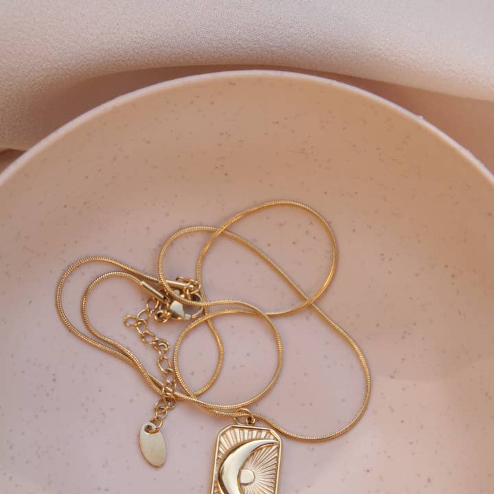 Positiva Jewelry – Engroshandel Halskæde med vedhæng – 18k forgyldt halskæde i rustfrit stål med månevedhæng9