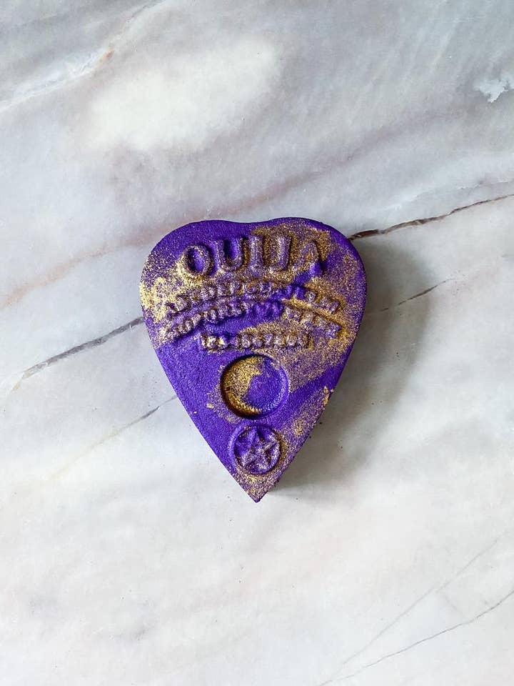 Salton Sage Vegan Ouija Planchette Bath Bomb for wholesale by Blasted Bath