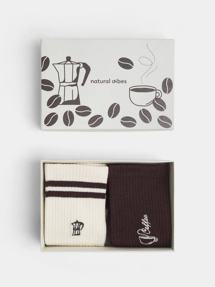 Pack de 2 - coffret cadeau café, chaussettes bio et autres tendances Résultats pour sockette en vente B2B. Retours gratuits et paiement à 60 jours sur Faire sur Faire.