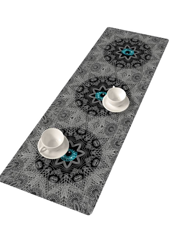 Look Bertoni vilten tafelloper van 33 x 95 cm. voor wholesale door IngrossoBertoni by INCI Srl