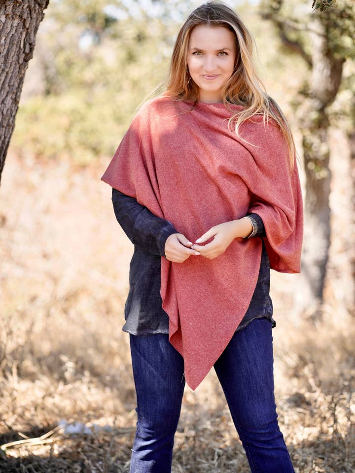 Dolma – Großhandel Poncho – Damen – Kaschmir-Poncho-Gewürz