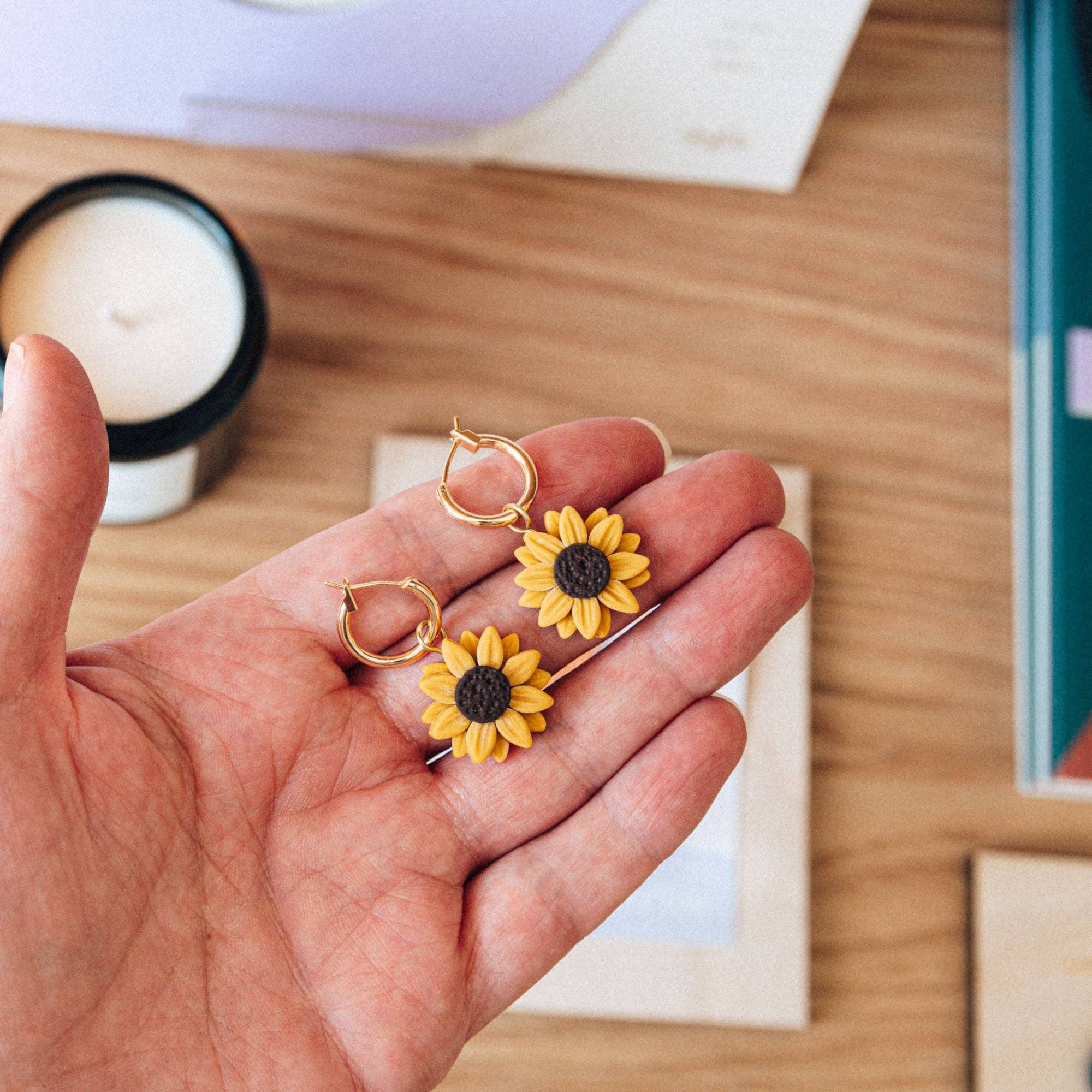 Pepper You - Wholesale Dangle Earrings - Sunflower Gold Hoop Earrings1